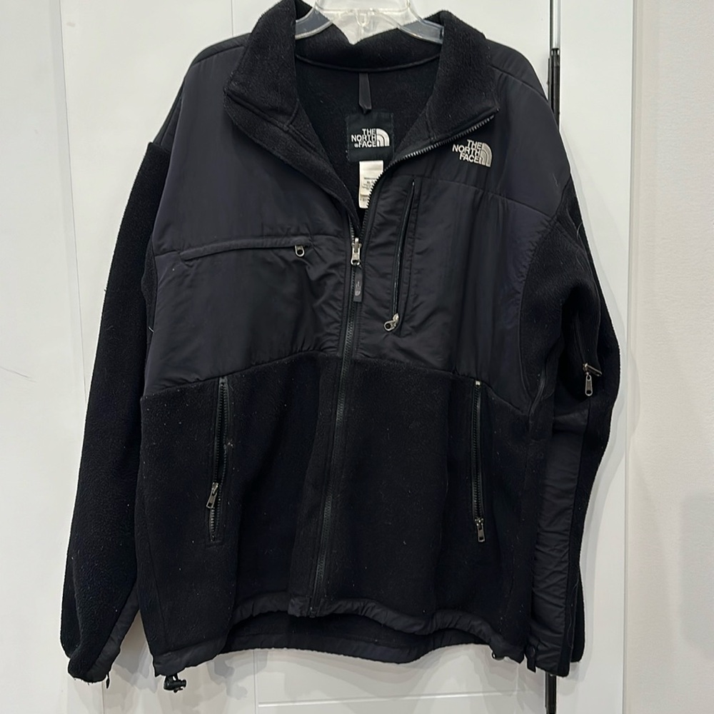 The North Face Men’s XL Black Fleece Jacket